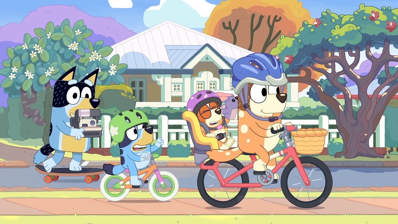 💙 A Weekend with Bob | Bluey | Disney Kids img